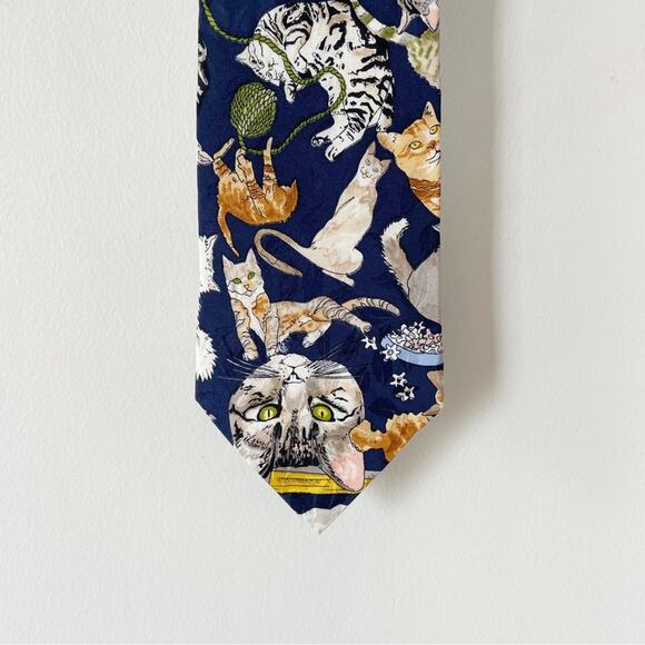 Vintage 1993 Nicole Miller Silk Cat Tie - Picture 3 of 6